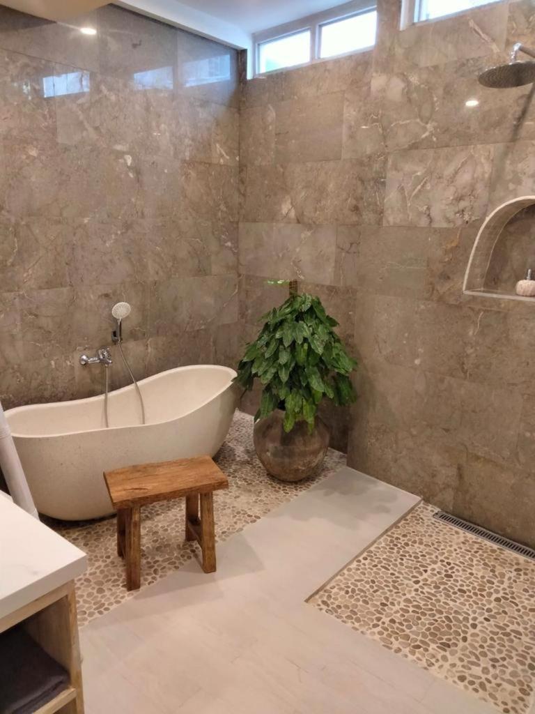 Puspa Ayu Villas & Apartments Кута Экстерьер фото